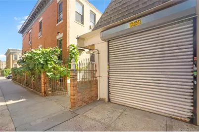 2 Kiely Place, Brooklyn, NY 11208 - Photo 12