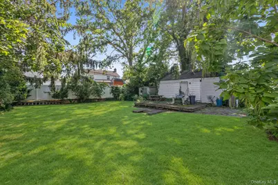 464 Stratford Road, West Hempstead, NY 11550 - Photo 22