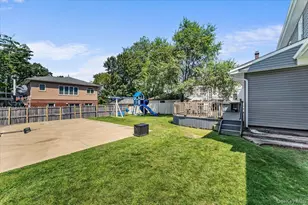 1068 Highland Pl, Woodmere, NY 11598 - Photo 18