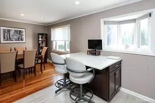 1102 Lawrence Rd, Bellmore, NY 11710 - Photo 16