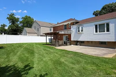 1102 Lawrence Road, Bellmore, NY 11710 - Photo 30