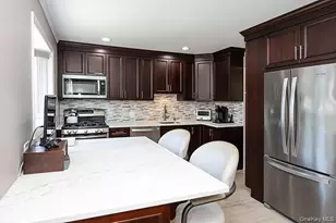 1102 Lawrence Rd, Bellmore, NY 11710 - Photo 12