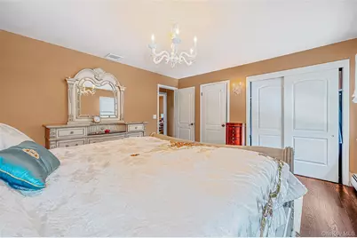 25 Kellogg Place, Huntington Station, NY 11746 - Photo 12
