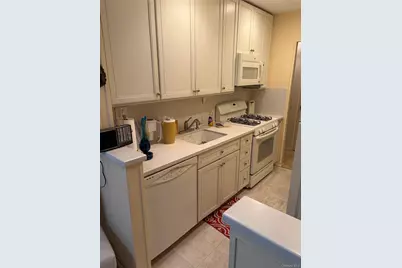 84-39 Apt 4L 153 Ave Avenue #4L, Howard Beach, NY 11414 - Photo 2