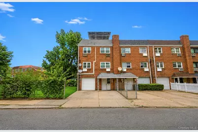 9203 241st Street, Bellerose, NY 11426 - Photo 14