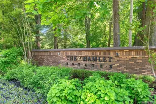 40 Bristol Dr, Manhasset, NY 11030 - Photo 44