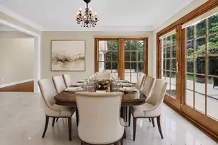 40 Bristol Dr, Manhasset, NY 11030 - Photo 8