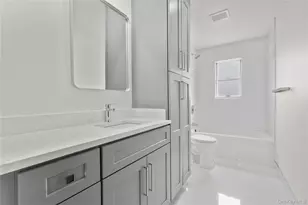 230 Trenchard St, Yonkers, NY 10704 - Photo 24