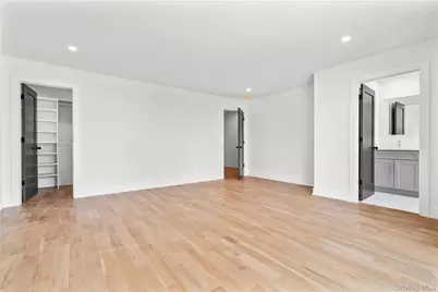 230 Trenchard Street, Yonkers, NY 10704 - Photo 16