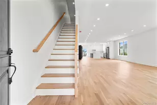 230 Trenchard St, Yonkers, NY 10704 - Photo 32