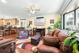 29 Sherwood Dr, Mastic Beach, NY 11951 - Photo 10