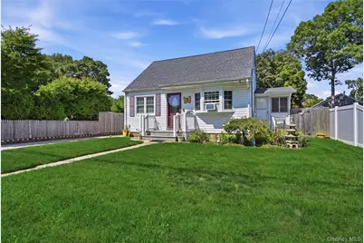 29 Sherwood Drive, Mastic Beach, NY 11951 - Photo 4