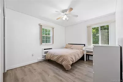 315 Woodland Hills Road, White Plains, NY 10603 - Photo 14