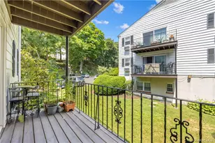 315 Woodland Hills Rd, White Plains, NY 10603 - Photo 10