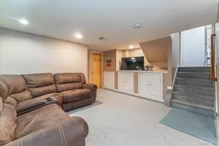 4 Brafmans Rd, Inwood, NY 11096 - Photo 12