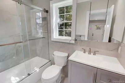 25 Sunnybrook Drive E #1, Oceanside, NY 11572 - Photo 6