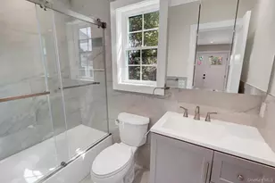 25 Sunnybrook Dr E, Oceanside, NY 11572 - Photo 6