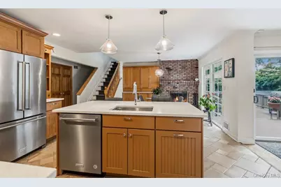 27 Delaware Avenue, Jericho, NY 11753 - Photo 14