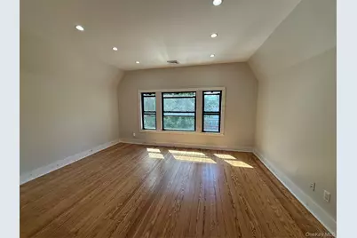 265 Summit Avenue #3, Mount Vernon, NY 10552 - Photo 2