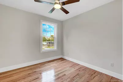 25 Sunnybrook Drive E #2, Oceanside, NY 11572 - Photo 10