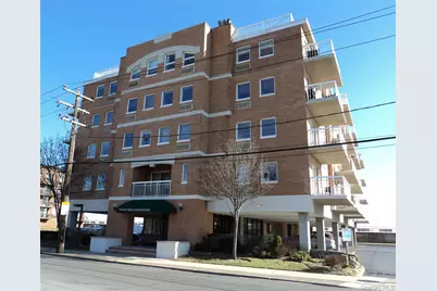 780 W Broadway #2E, Long Beach, NY 11561 - Photo 1