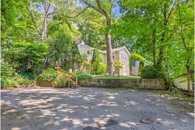 3 Lane M, Huntington, NY 11743 - Photo 2