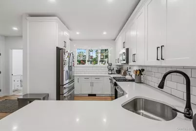 81 Overlook Drive, Valhalla, NY 10595 - Photo 4