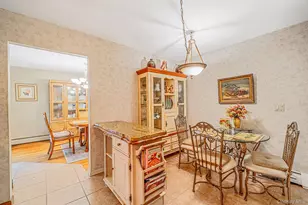 107 W Farm Dr, Melville, NY 11747 - Photo 12