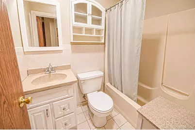 107 W Farm Drive, Melville, NY 11747 - Photo 20