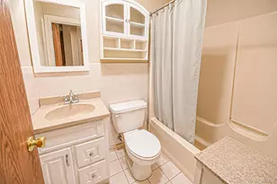 107 W Farm Dr, Melville, NY 11747 - Photo 20