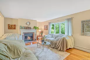 107 W Farm Dr, Melville, NY 11747 - Photo 6