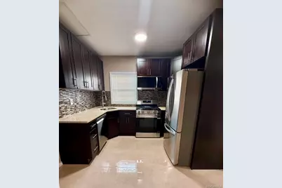 421 Roquette Avenue, Floral Park, NY 11001 - Photo 20