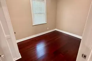 421 Roquette Ave, Floral Park, NY 11001 - Photo 24