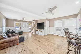 24 Wiggins Ave, Patchogue, NY 11772 - Photo 4