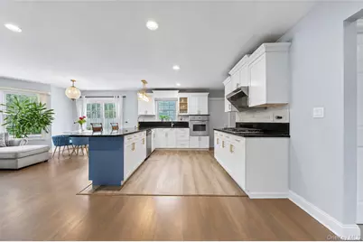 14 Mackay Way, Roslyn, NY 11576 - Photo 8