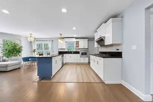 14 MacKay Way, Roslyn, NY 11576 - Photo 8