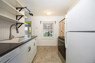 13-17 Clark Heights, Pleasant Valley, NY 12569 - Photo 26