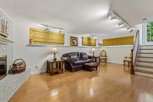 59 Derby Pl, Smithtown, NY 11787 - Photo 28