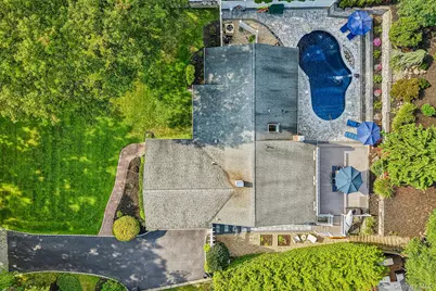 59 Derby Place, Smithtown, NY 11787 - Photo 42