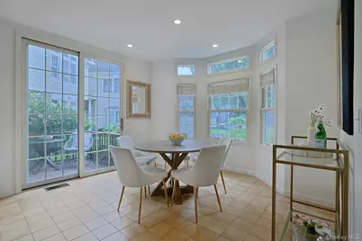 12 Westhaven Lane, White Plains, NY 10605 - Photo 4
