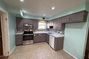 2829 Elm St, Oceanside, NY 11572 - Photo 4