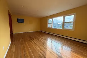 2829 Elm St, Oceanside, NY 11572 - Photo 10