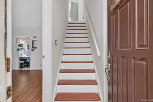 179 Sterling Rd, Elmont, NY 11003 - Photo 4