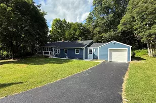 127 Spring Lake Rd, Red Hook, NY 12571 - Photo 2