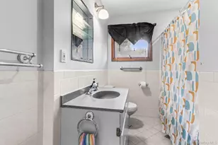 2075 Alan Dr, Seaford, NY 11783 - Photo 16
