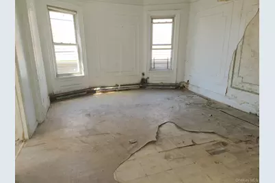 633 Baker Avenue, Bronx, NY 10460 - Photo 22