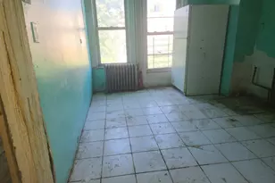 633 Baker Ave, Bronx, NY 10460 - Photo 16