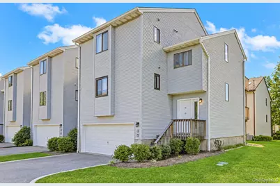 13 James Court, Nanuet, NY 10954 - Photo 1