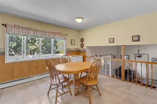 23 Dale Ln, Smithtown, NY 11787 - Photo 10