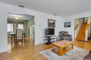 23 Dale Ln, Smithtown, NY 11787 - Photo 6